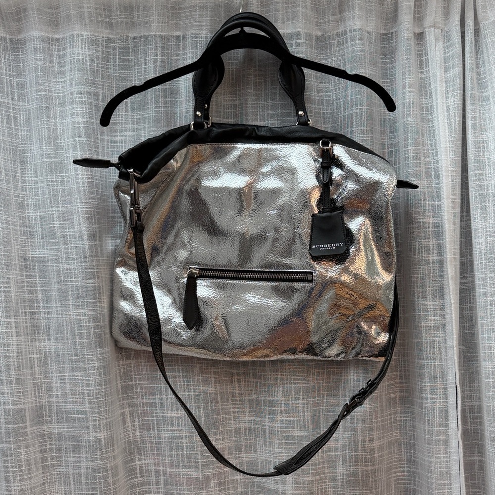 Burberry Prorsum Big Crush Tote - Crinkle Metallic Silver